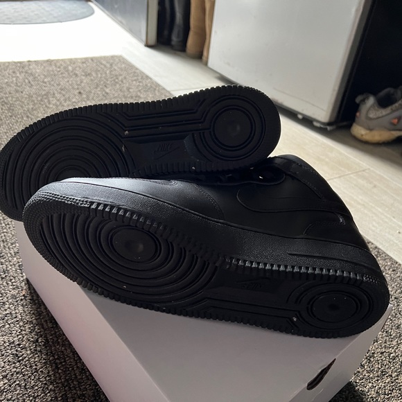 NIKE AIR FORCE 1 MID '07BLACK MENS 13 LIKE NEW - Picture 6 of 6